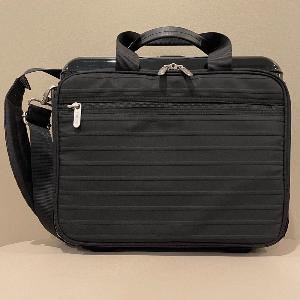 RIMOWA Day Bag / Briefcase, great size for everyday use to the office or school.